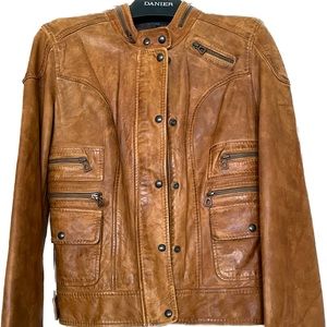 Beautiful Hugo Boss leather jacket highest quality leather nice and soft